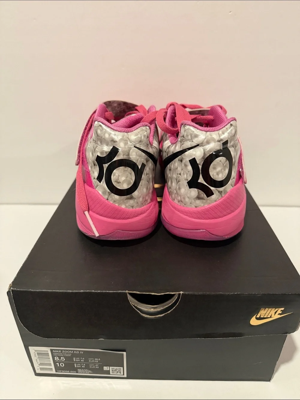 KD4 ‘Aunt Pearl’ Sz: 8.5 (HF9098-600) - USED